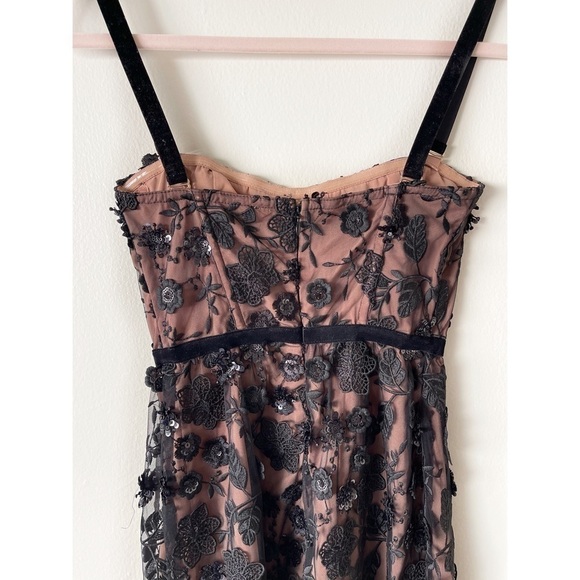 NWT For Love & Lemons Beatrice Strappy Lace 3-D Embroidered Floral Mini Dress XS - Picture 9 of 15